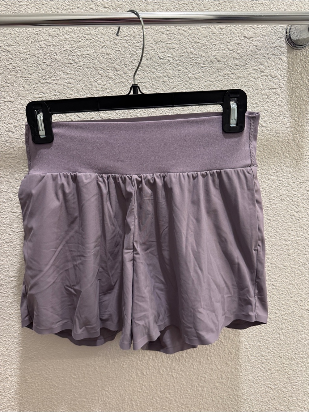 UNIQLO Women’s Lavender Athletic Shorts - Lightweight Performance